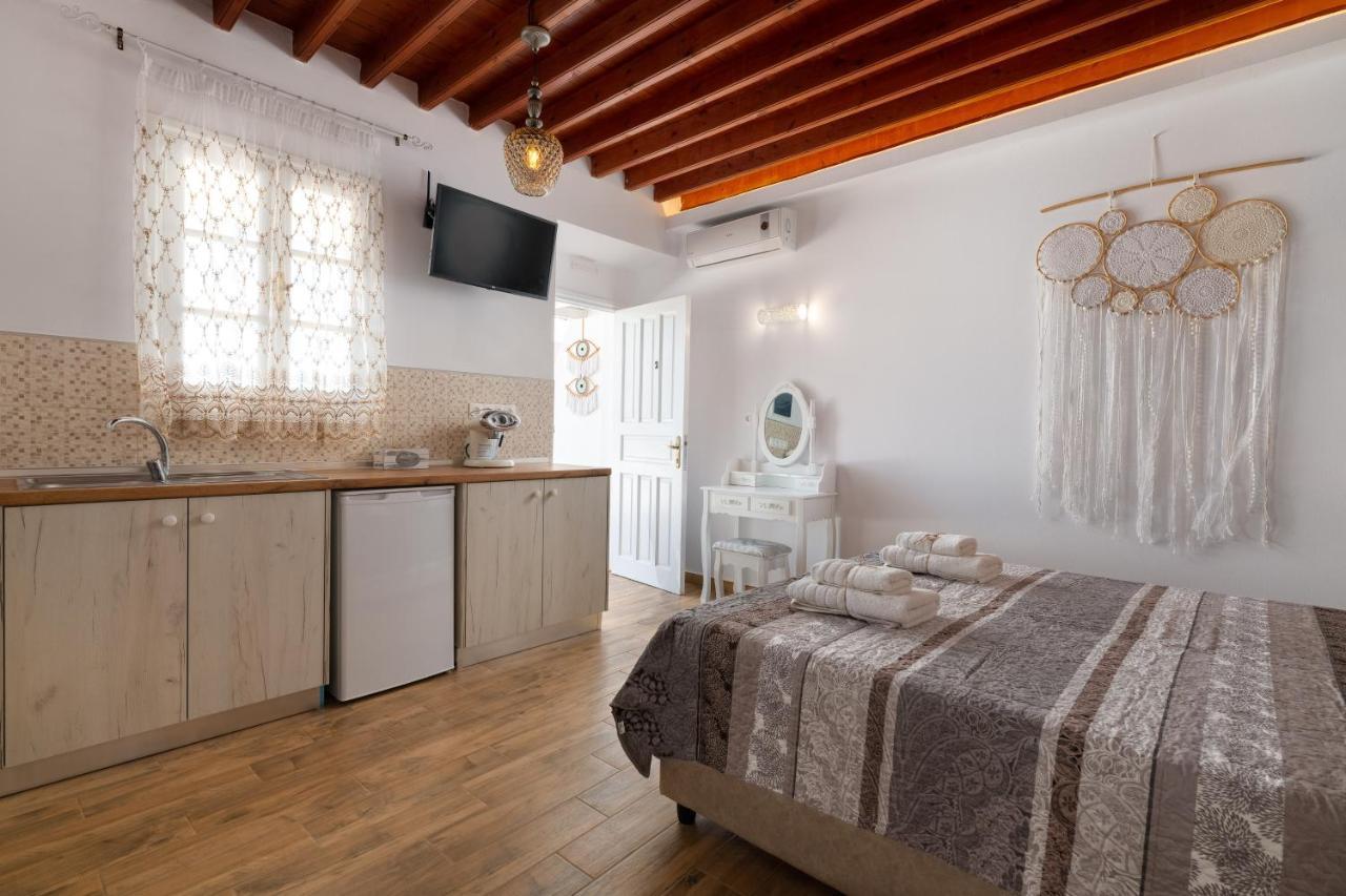 Chrysanthi Studios Ліндос Екстер'єр фото